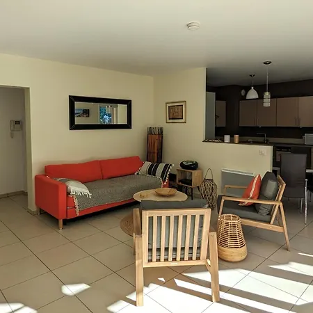 T3 76m² avec terrasse, balcon, à 100m de la plage d'Eyrac, parking et WIFI - FR-1-420-154 Appartement Arcachon