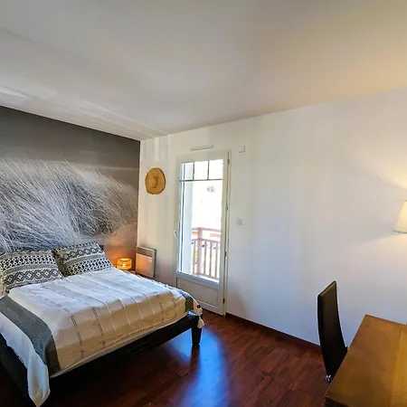 Daire T3 76m² avec terrasse, balcon, à 100m de la plage d'Eyrac, parking et WIFI - FR-1-420-154 4*